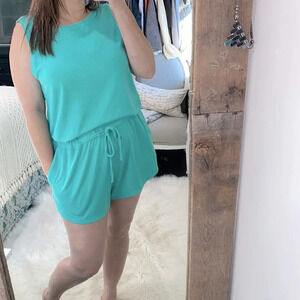 Gap romper size XLarge with pockets